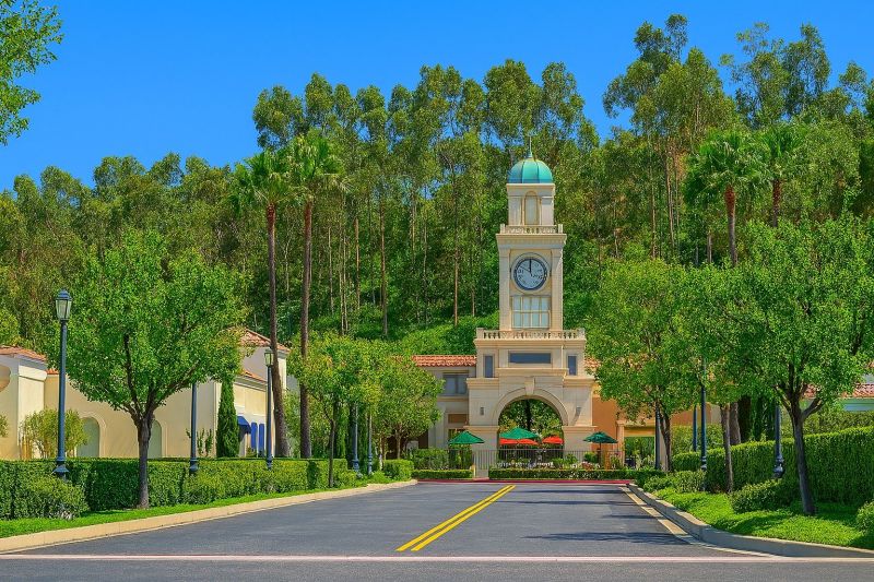 Local Plumbing Service pros at work