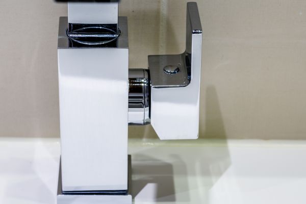 Faucet Knob Replacement in Palm City